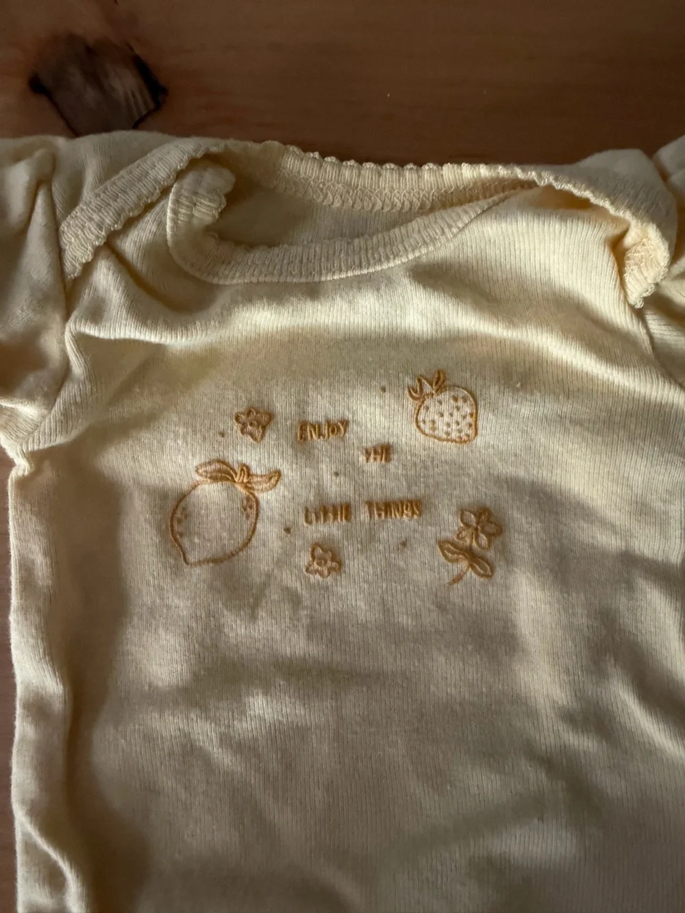 PREMIE Carter's Pale Yellow Short Sleeve Set